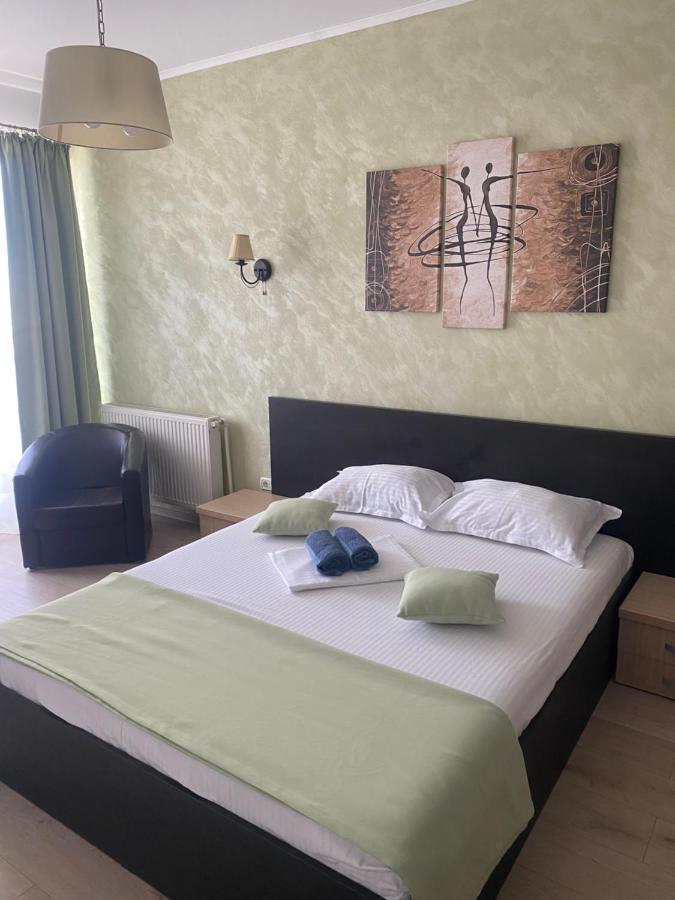 VIRGO Apartaments Summerland Mamaia Bagian luar foto