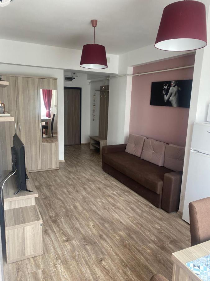 VIRGO Apartaments Summerland Mamaia Bagian luar foto