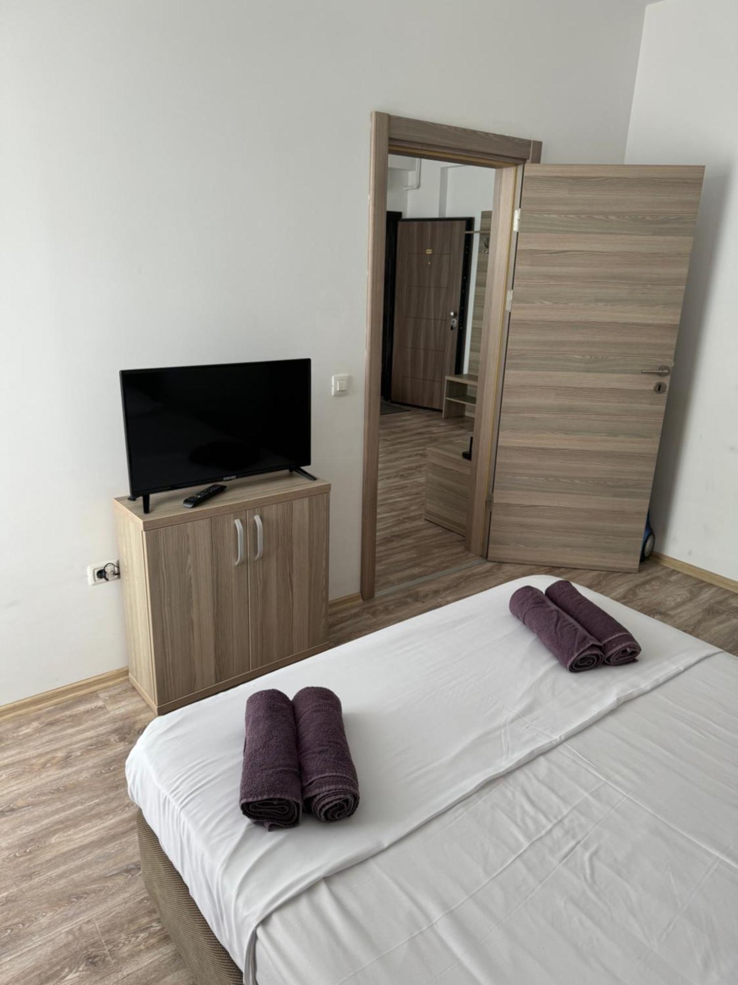 VIRGO Apartaments Summerland Mamaia Bagian luar foto